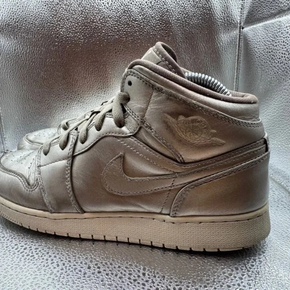 Size 7Y - Nike Air Jordan 1‎ AJ1 Mid GS Sepia Stone Noble Gold Kids Silver Shoes